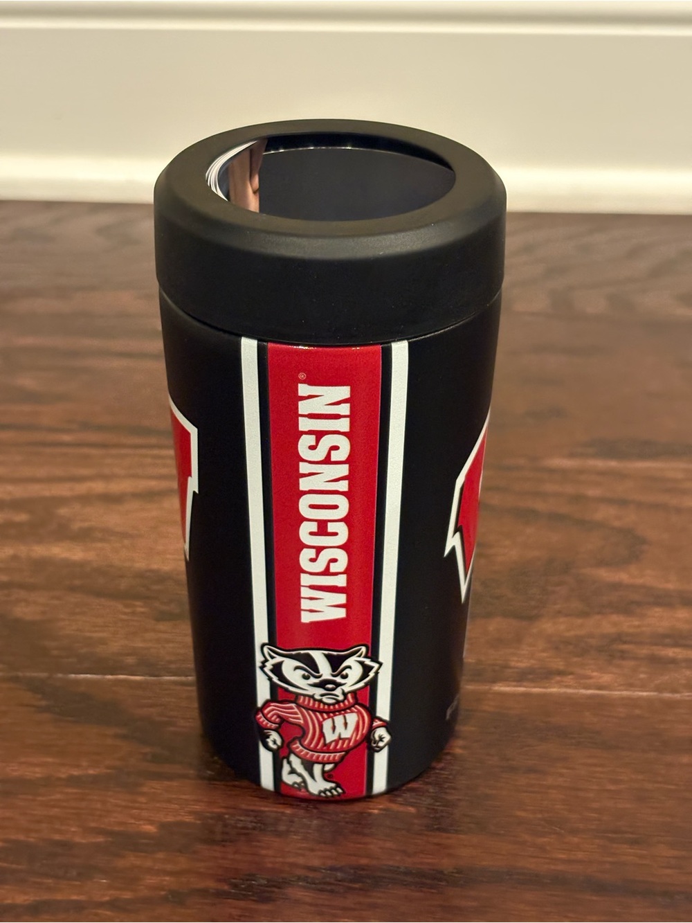 NEW Wisconsin Badgers Logo Frost Buddy Universal Can Cooler 10 In 1 Drink Cooler